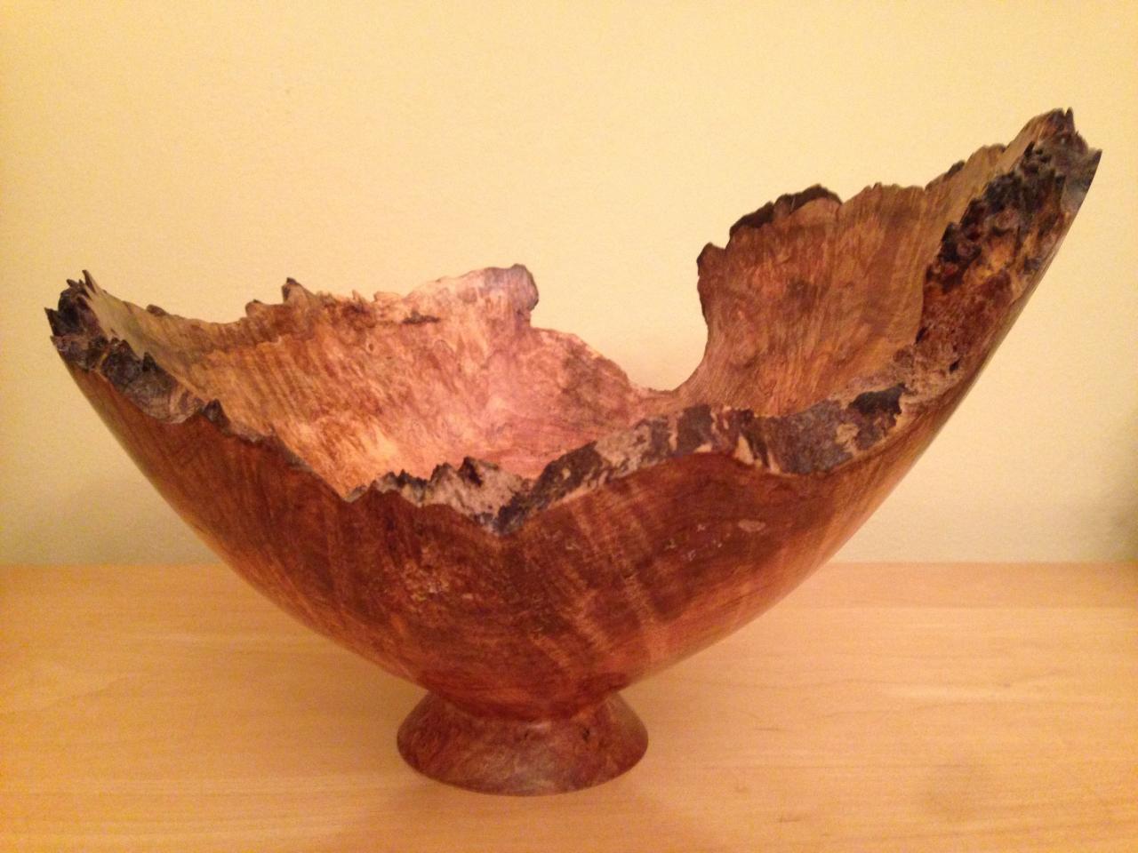 Decorative wooden bowls