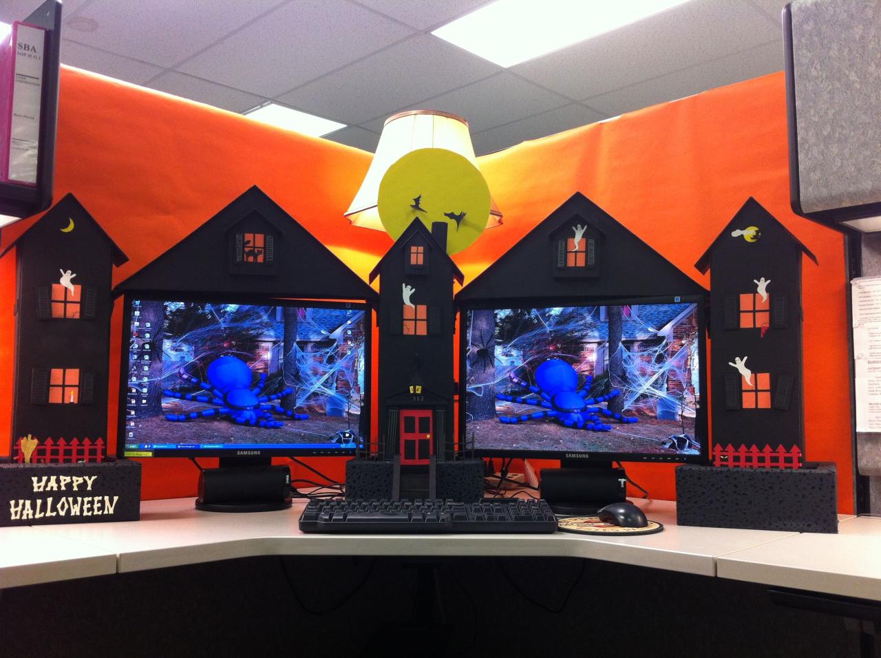 Halloween cubicle office decor decorations ideas desk work diy decorating decorate cube cubicles easy holidays pumpkin computer adornos disfraces board