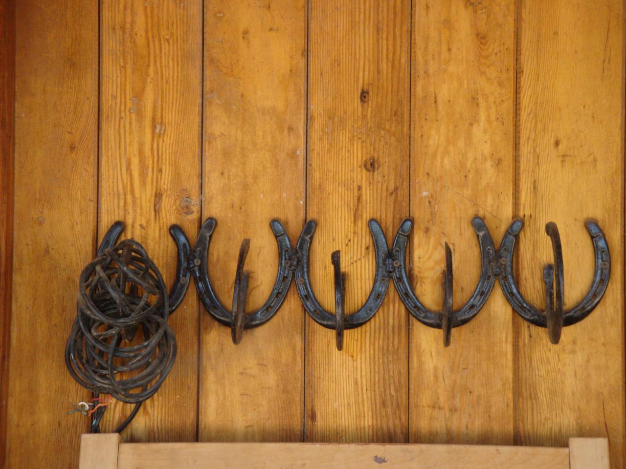 Horseshoe decor