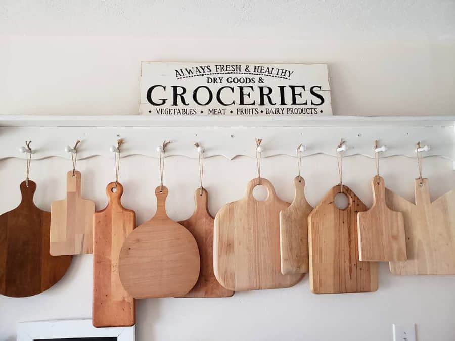 Kitchen cutting board decor for walls