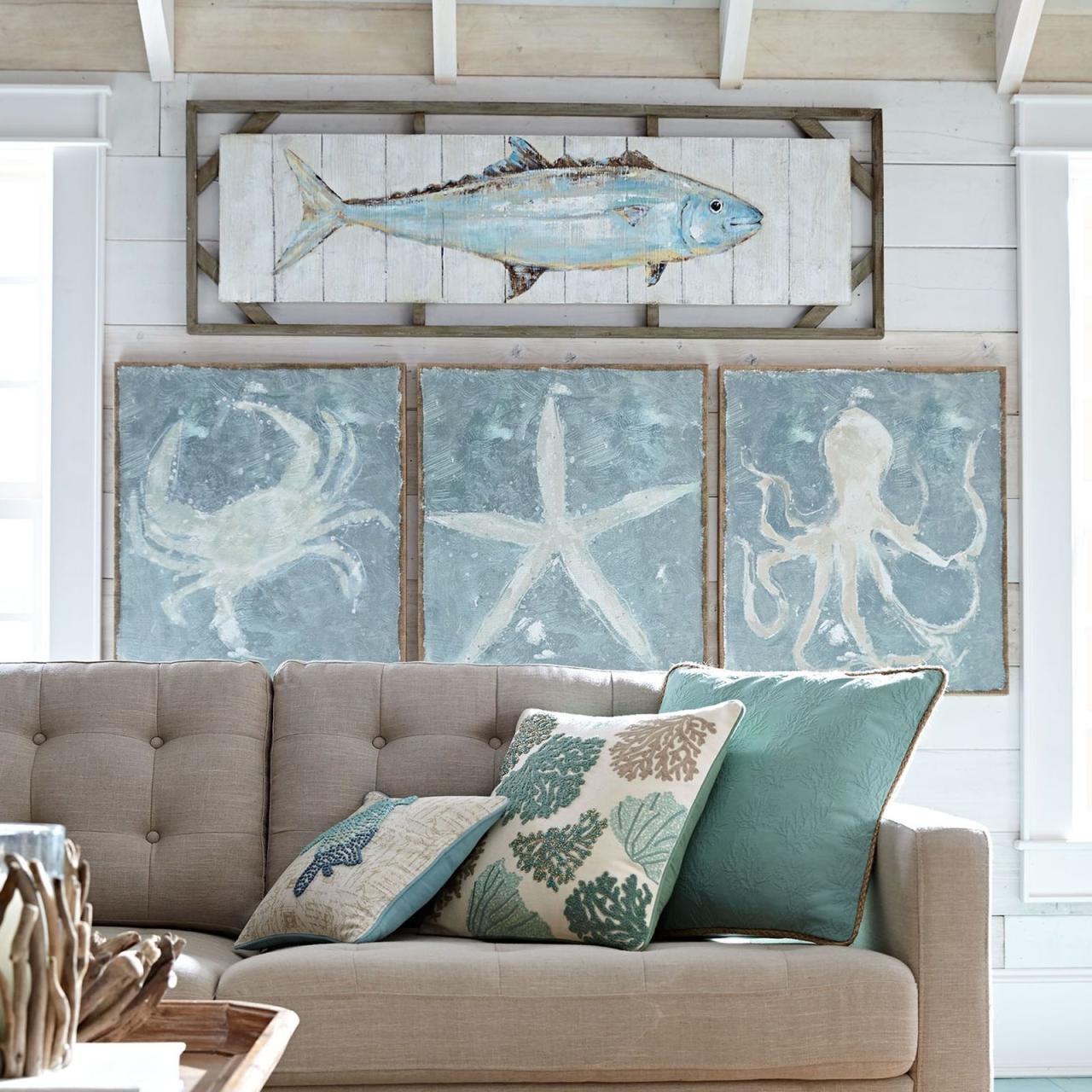 Coastal wall decor